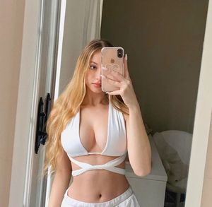 Insta Model Sophia Diamond white top