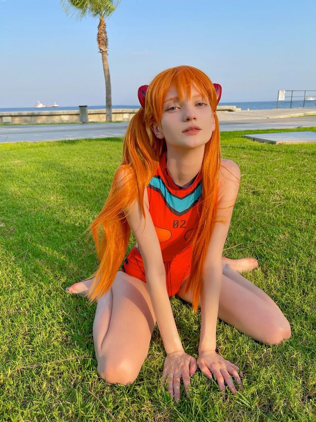 Petite Asuka cosplay
