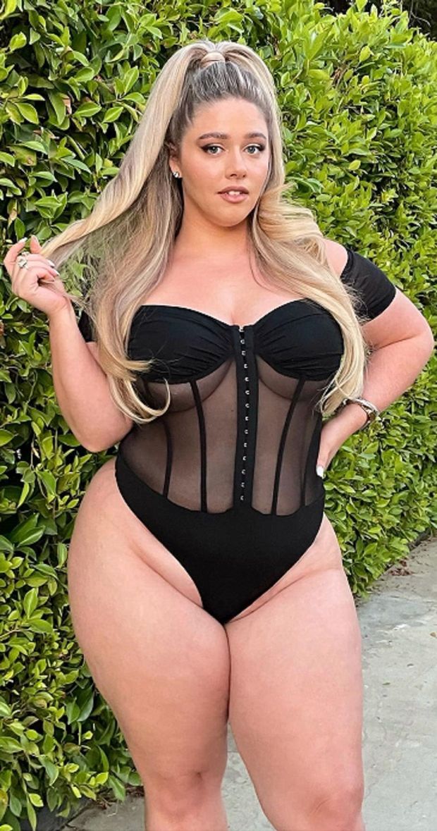 Sexy Ass chubby gal