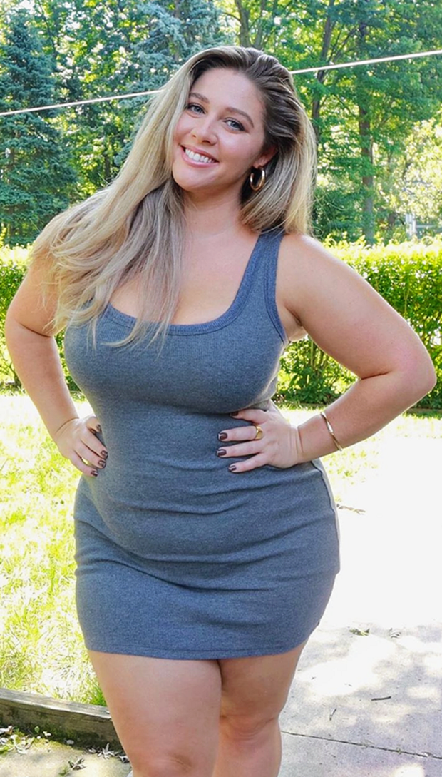 Nice Sexy Chubby Gal