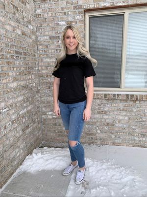 Hot ass blonde babe!