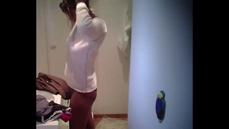 busty latina niece spied in the shower