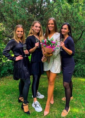 Choose one and f*ck her hard! 30 ❤️