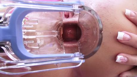 Most beautiful slut Riley Jenner opens her ass