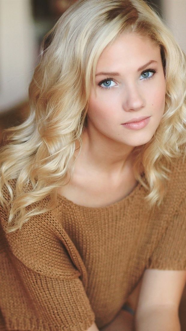 Amazing blonde