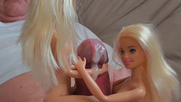 Barbie sisters Monique and Melissa play with giant cock
