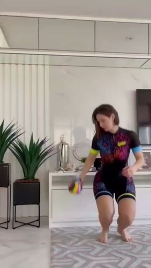 Sexy Girlfriend Changing clothes