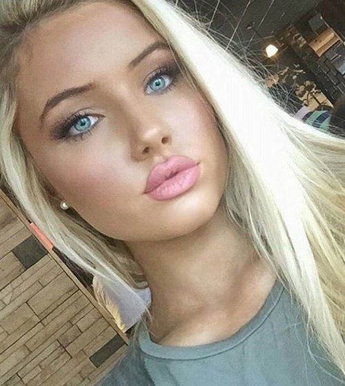 Perfect Dick Sucking Lips