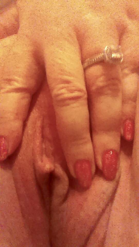 Shaved pussy