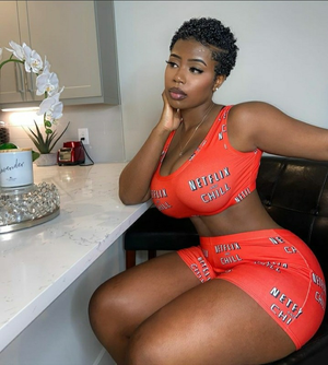 Uchemba in “Netflix” underwear