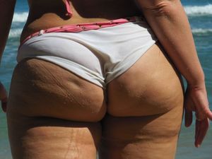 CANDID PHAT ASS BIKINI