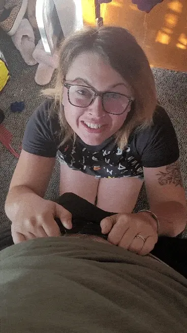 she pulls his hard cock out of his pants and immediatley begins to suck
