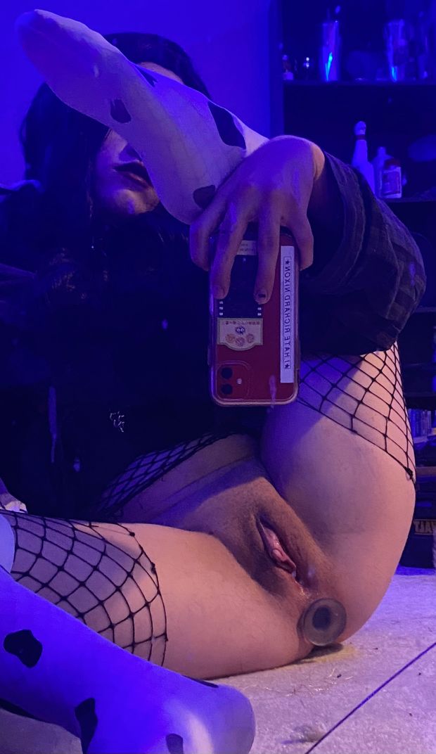 Hi