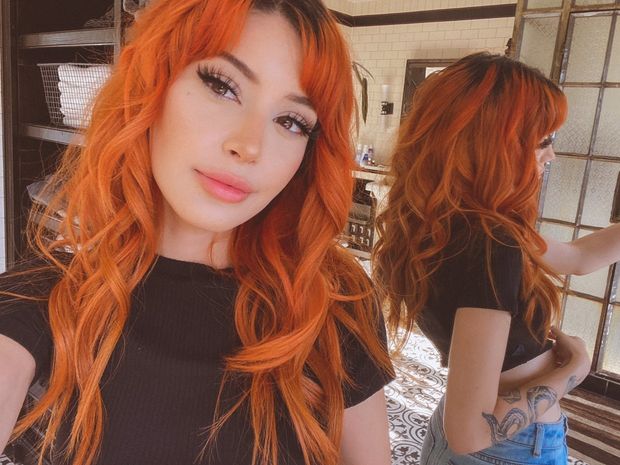 Gorgeous redhead selfie