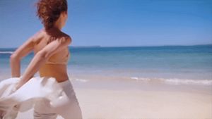 Natalie Portman Dior 2021