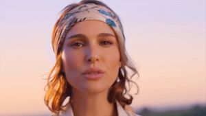 Natalie Portman Dior 2021