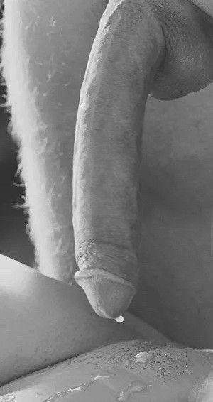 Huge cock came on her