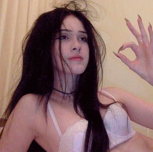 her pussy will remember this guy from the club for a long time