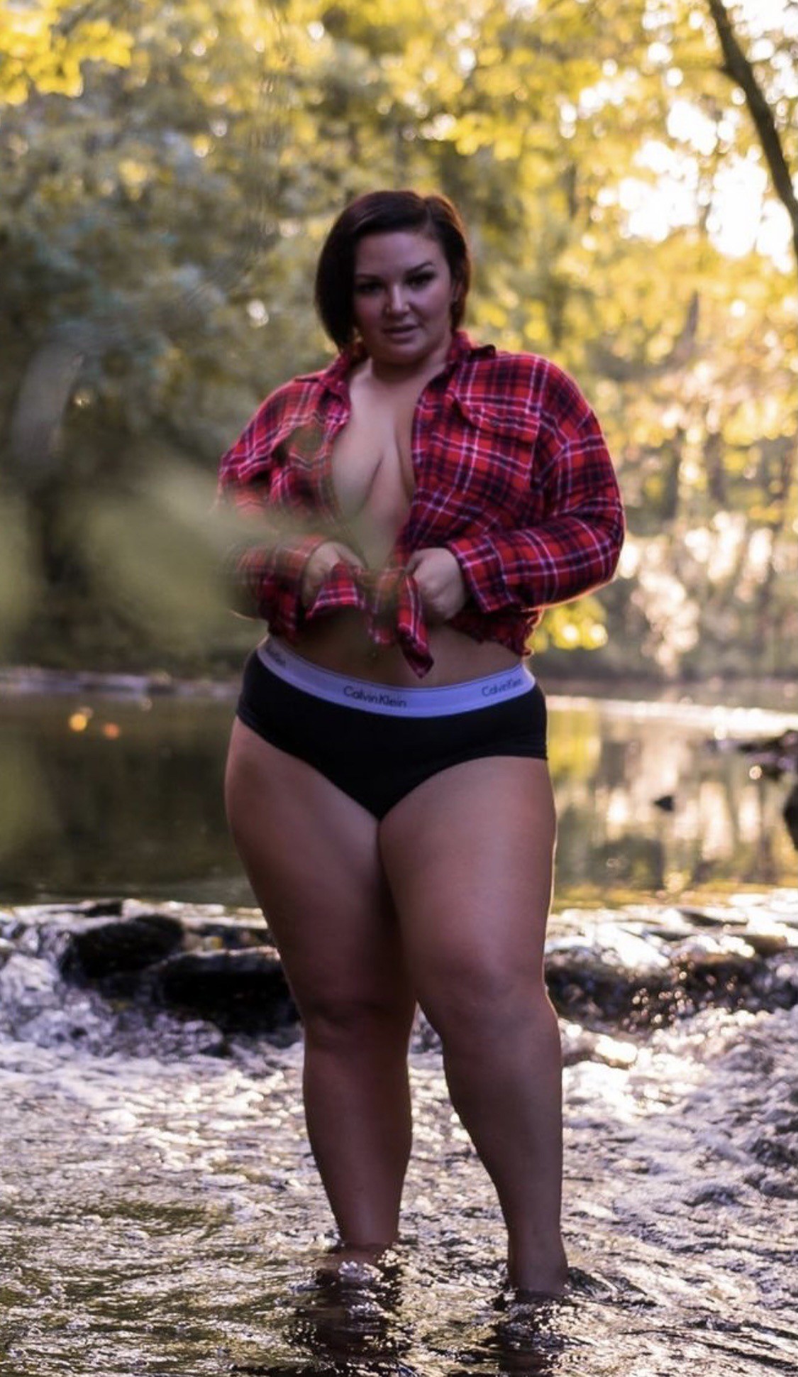 Short Haired Fall Pawg Thickness