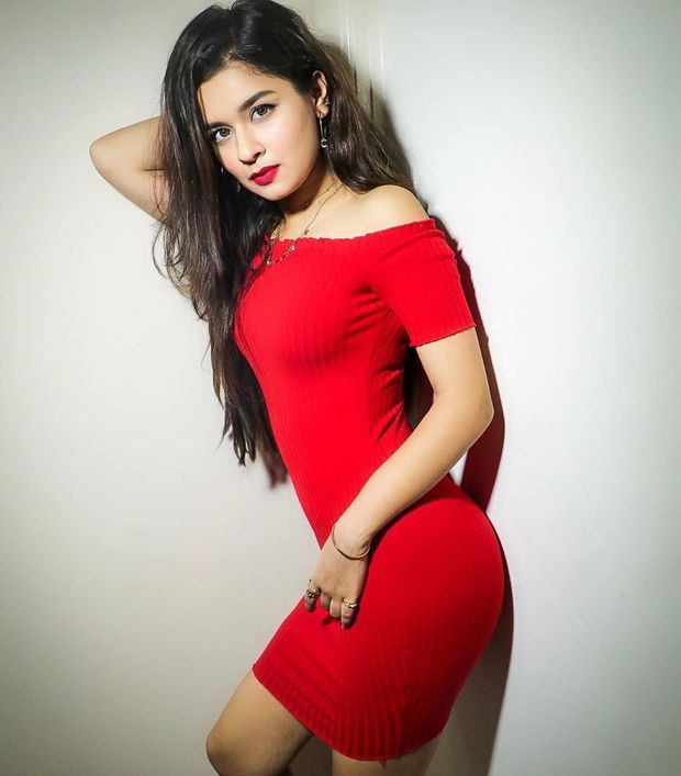 Avneet kaur red hot dress