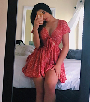 cute curvy slut mirror selfie