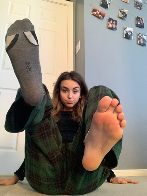 Skyler feet + sock