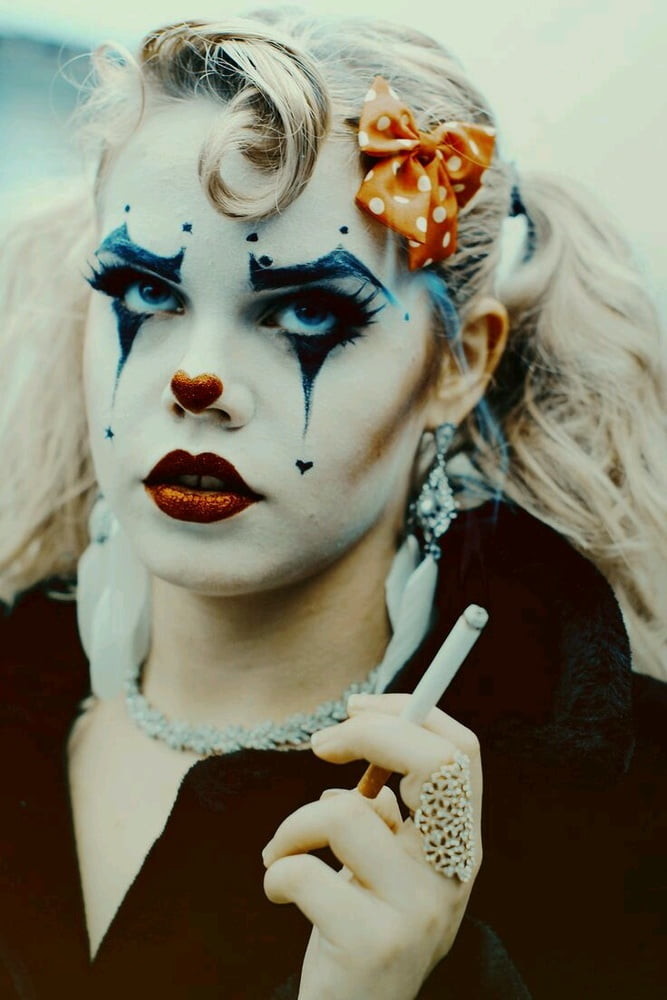 Just a smocking clown