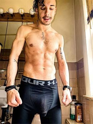 Who wanna challenge me and my 9 inches cock in a high intensity intercourse in St Paul MN