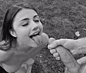 Cumming on her face outdoors