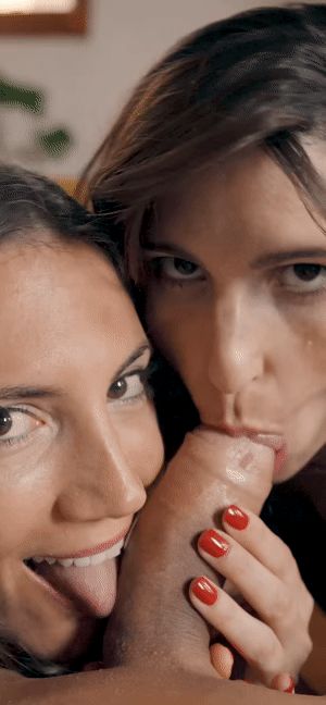 Mysweetapple and her sister suck your cock