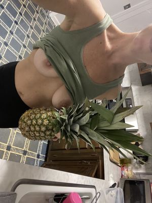 Do you like pineapples? ????