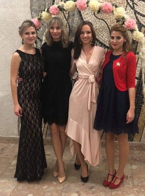 Choose one and f*ck her hard! 36 ❤️