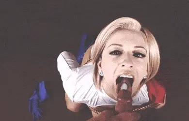 Power woman gets mouth full of cum