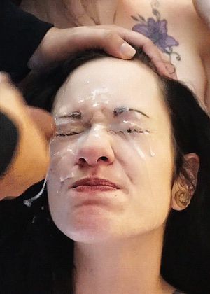 Hold her head and cum on her face