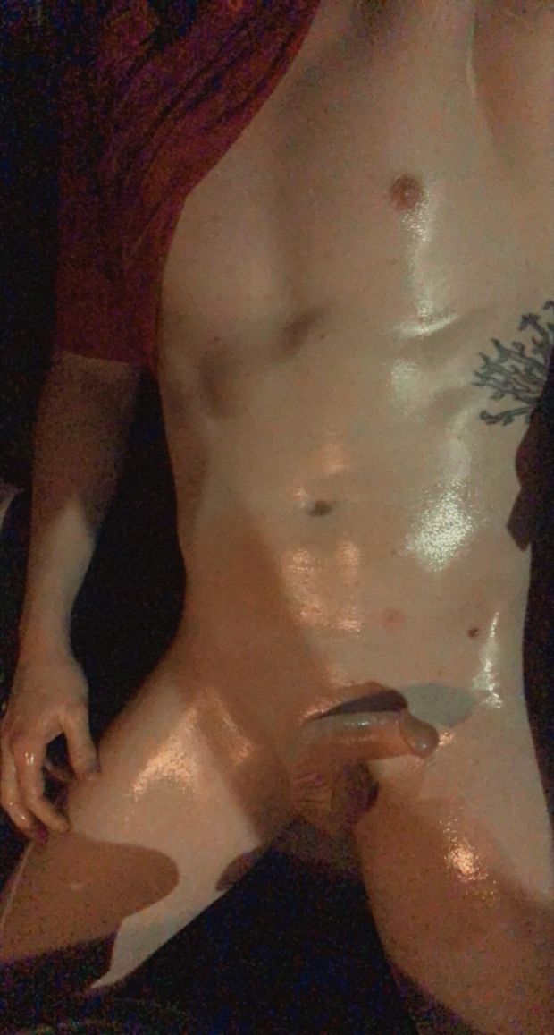 Just chillin butt naked and oiled up