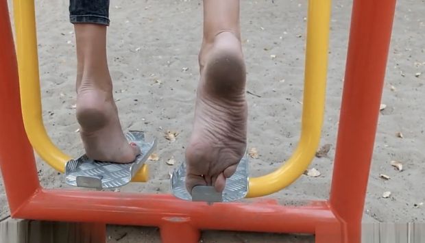 Dirty feet show