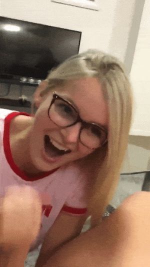 Cute blonde amateur handjob