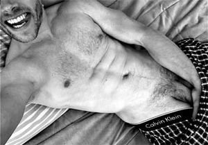 What about a Netflix and chill weekend in Seattle with this hot stud ?