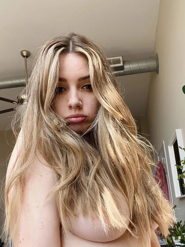 Thick messy hair sexy