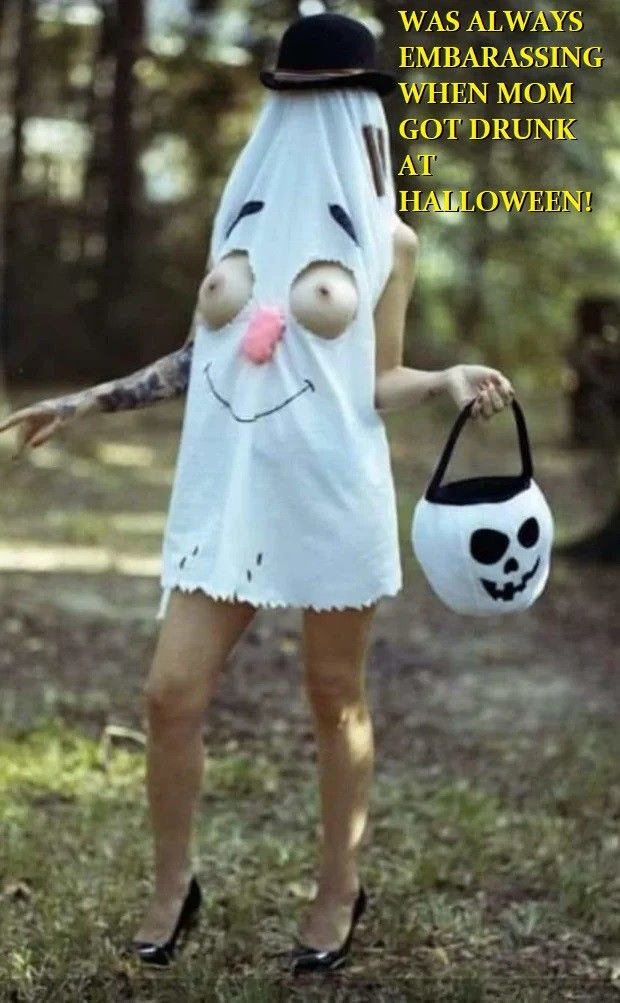 Halloween mom