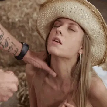 Naughty GF: Messy (gifs)