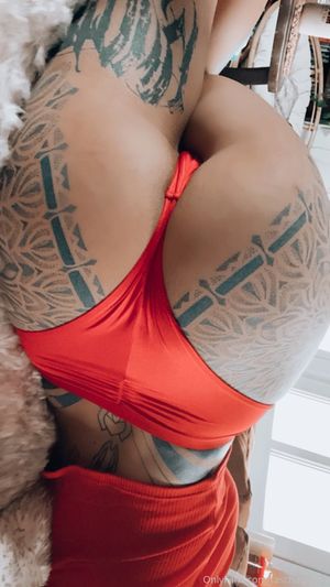 Lingerie,Bikini,Dominatrix,MILF,Tattoos,BDSM,Big Tits