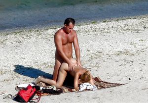 they fuck on the beach
