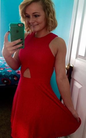 blonde teen red dress mirror selfie