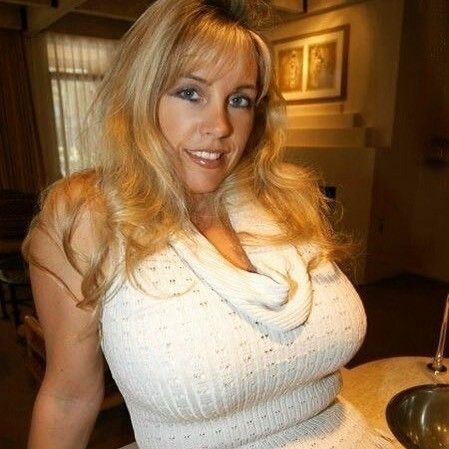 Sexy cougar