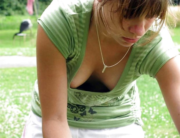 Downblouse Day