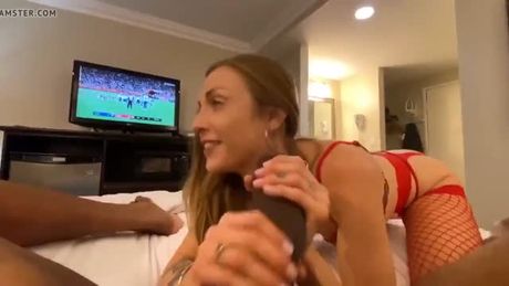 Someone is in love and might need a wheelchair after this.