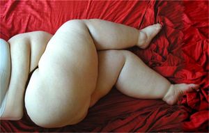 Big chubby legs! YUM!