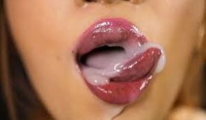 Labios con semen 2