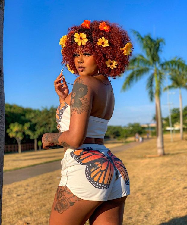 Mariana with flowers in her hair